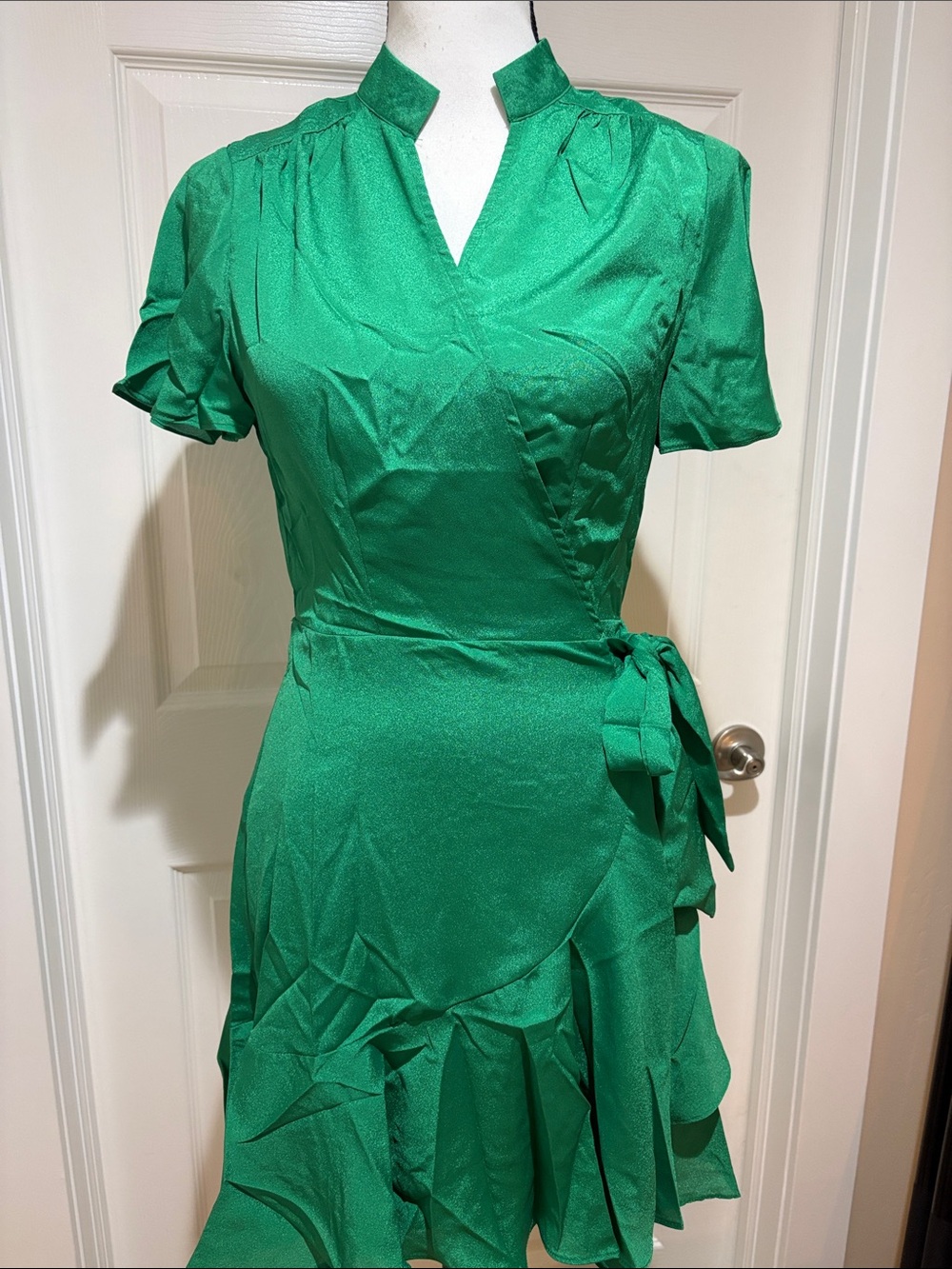 Elegant Green Wrap Dress - Women